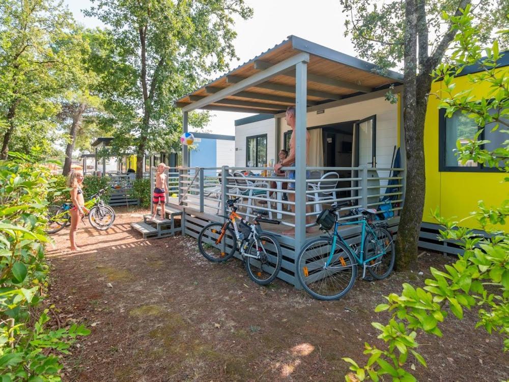 Mobile Homes Solaris Vacanceselect 시베니크 외부 사진