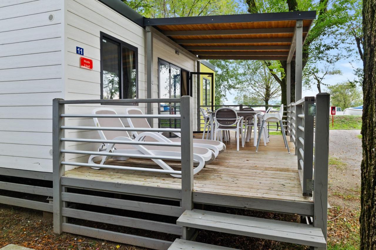 Mobile Homes Solaris Vacanceselect 시베니크 외부 사진