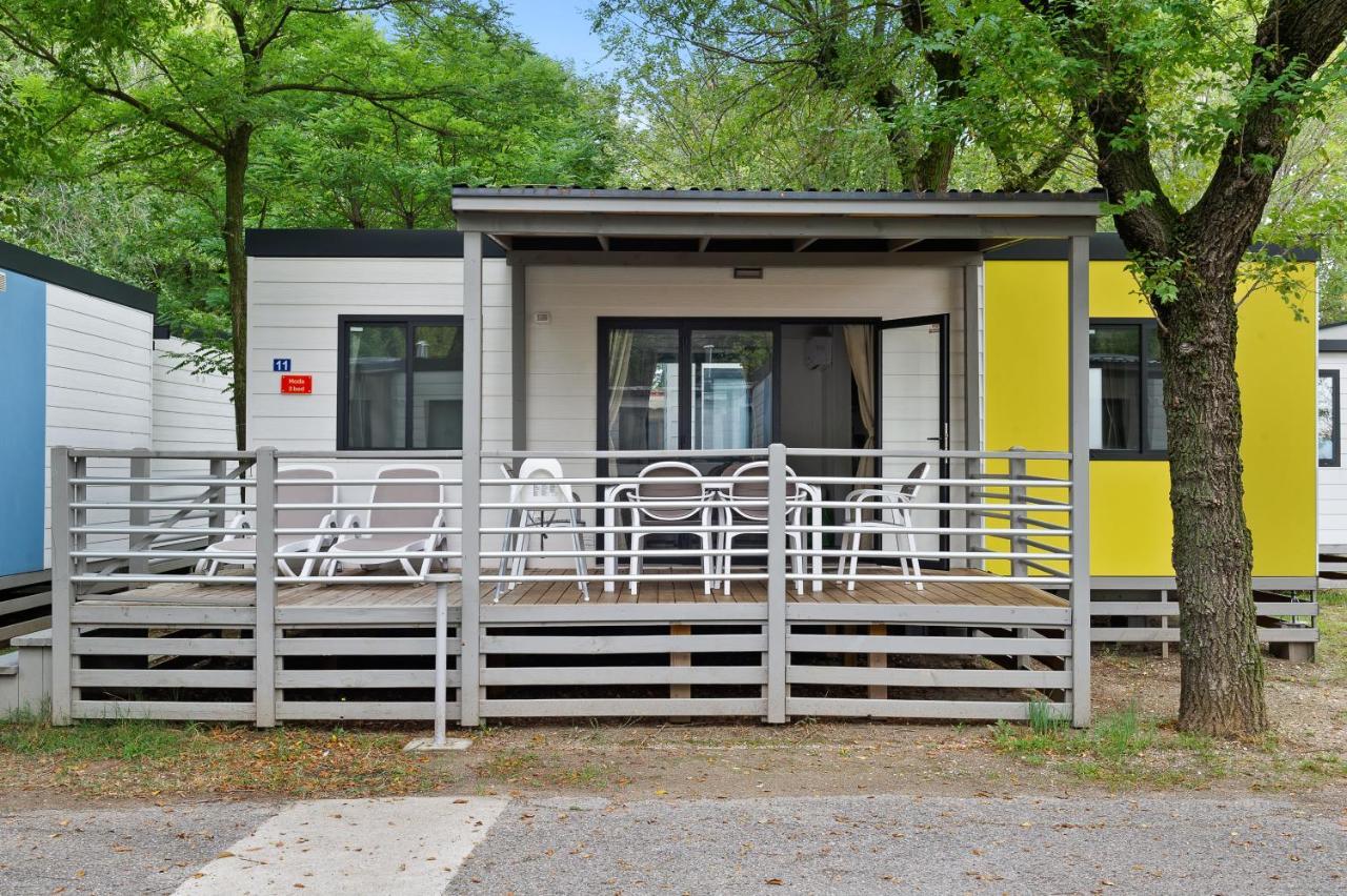 Mobile Homes Solaris Vacanceselect 시베니크 외부 사진